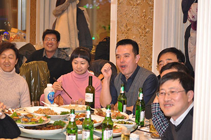 全体员工及家属参加了大连今海船务2013年度忘年会
